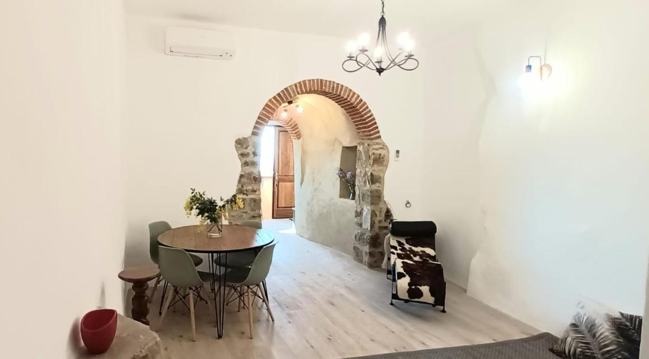 Casa Angolo Cantina Nel Castello Montegiovi Exterior foto
