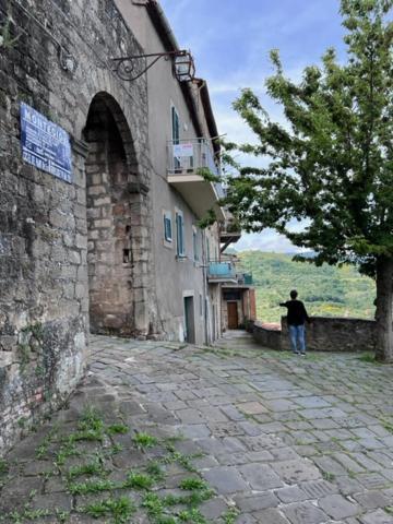 Casa Angolo Cantina Nel Castello Montegiovi Exterior foto